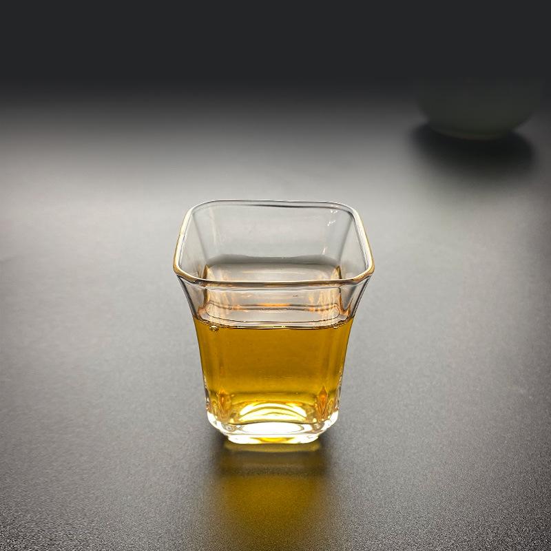 Transparent Glass Gongfu Tea Tasting Cup - Heat Resistant, Home Use, Single Serve Tea Cup