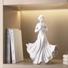 Modern Minimalist Shadow Sculpture Character Art Ornaments Resin Material White Female Figurine Study and Home Decor Crafts