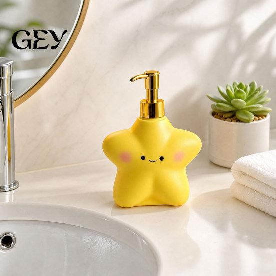 Bathroom Soap Dispenser 400ML Cartoon Star with Plastic Pump, Refillable Liquid Hand Container Container, Empty Shower Gel Lotion Bottle for