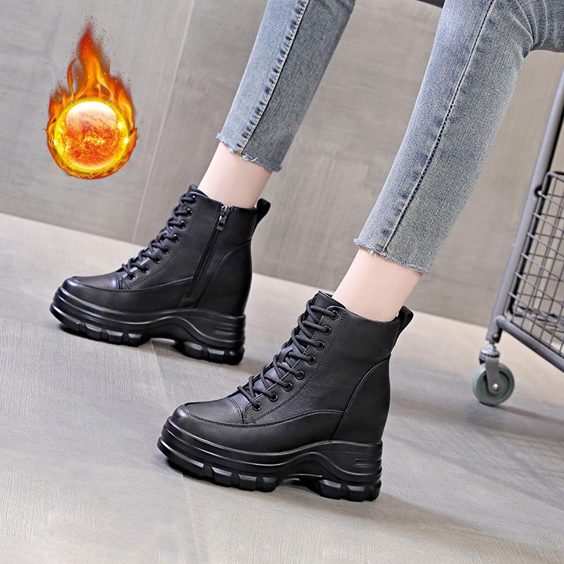 2025 New Women's British Style Ankle Boots - Autumn Collection, Versatile Thick Sole Martin Boots with Inner Lift for a Slimming Effect