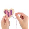 Kit fai da te per portachiavi con ciondolo a forma di cuore in legno con ricamo a punto croce, 5 pezzi