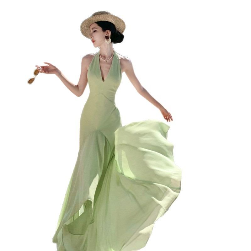 Summer New Niche Design Sense Neck Halter Vacation Dress Sexy Slim Collar Dress