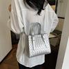 Large Capacity Bag Women's New Style of Texture and Fashionable Work Simple Commuting Bag One Shoulder Small Square Bag Trendy