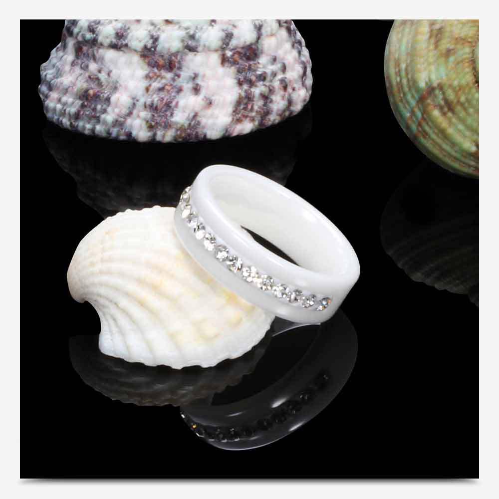 Europäisch Amerikanischer Keramikring: Schwarz & Weiß 6MM Diamantbesetztes Töpferware für Studenten