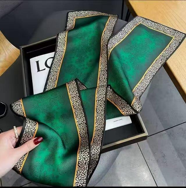 Big Brand Double-sided Printed Long Headband Silk Scarf Hin Scarf Ribbon Tie Bag Decoration Suit Scarf Waist Belt Multi Function