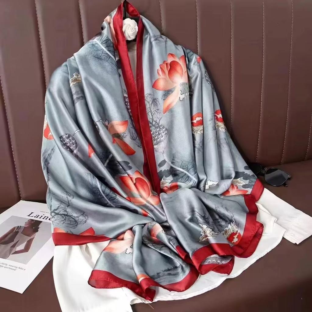 1 Pcs 90X180 Retro Chinese-style Green Animal, Crane and Flower Long Scarf, Paired with an Air-conditioned Shawl for Women