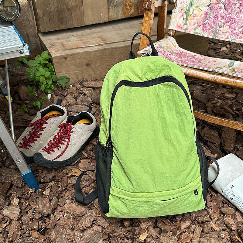 A Large Capacity Multi Functional Bag for Couples  A Lightweight Simple and Fashionable Travel Backpack