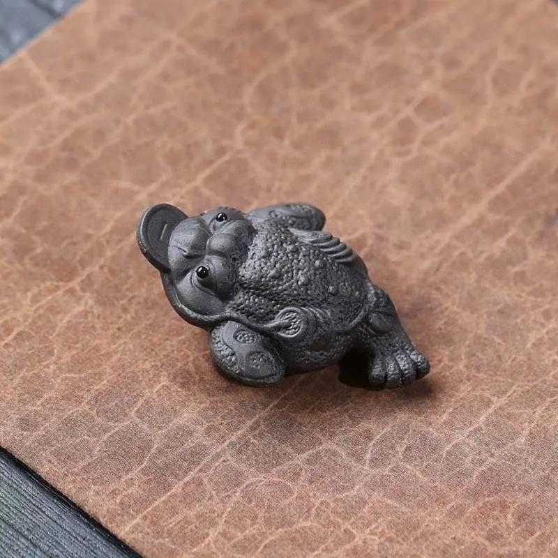 Purple Clay Small Tea Pet Golden Toad Wealth Attraction Creative Toad To Raise Tea Tray Decoration Kung Fu Teaware Accessories