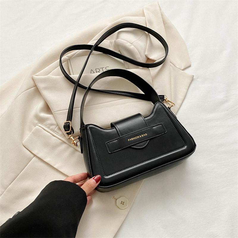 Fashionable Shoulder Bag Unique Small Square Purse Modern Street Style For Women чёрный