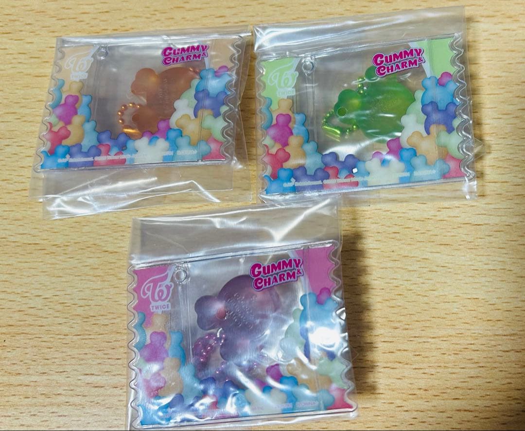 [Б/У] Брелок-кошелек TWICE LOVELYS - Момо, Джихё, Чонён