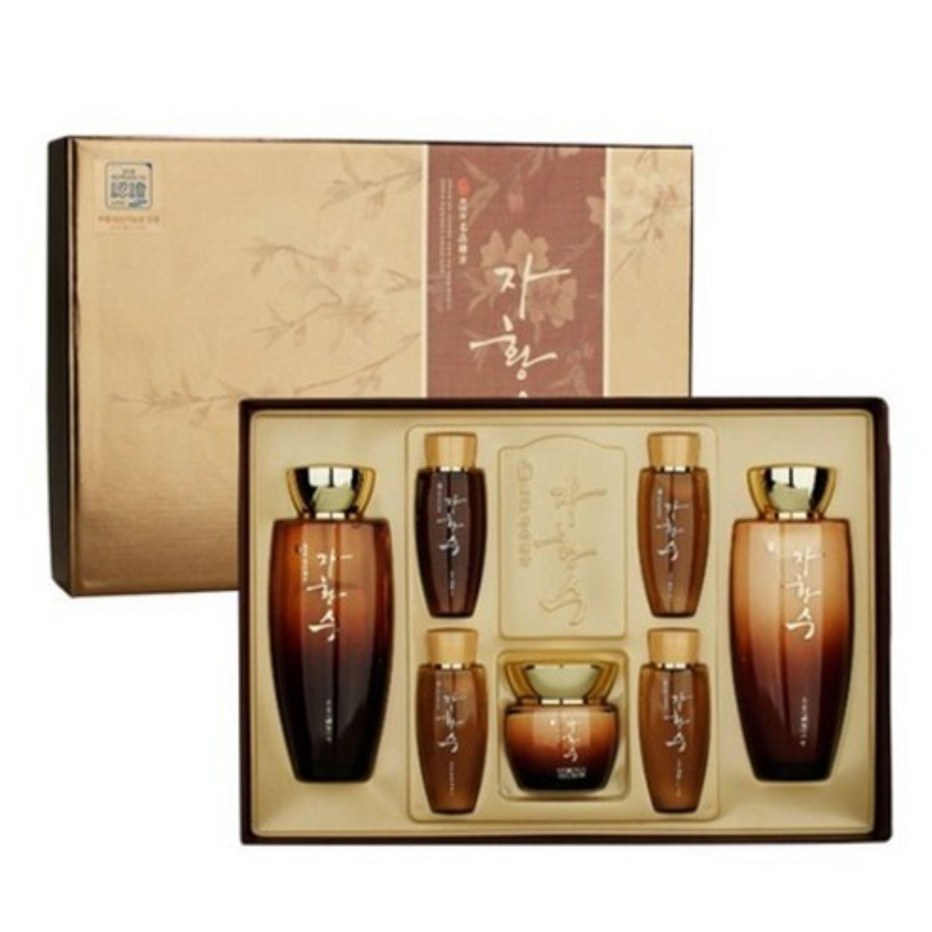 Jahwangsu Premium Oriental Herbal Women’s Skincare Set (Toner 150ml + 30ml, Emulsion 150ml + 30ml, Cream 55g, Essence 30ml, Eye Cream 30ml)