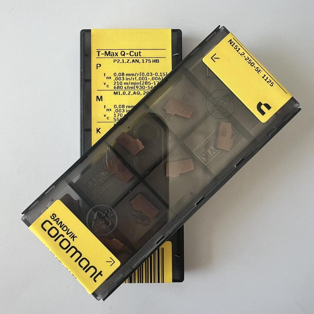 SANDVIK / N151.2-250-5E 1125 / Original Swedish hard alloy blade 10 Pcs
