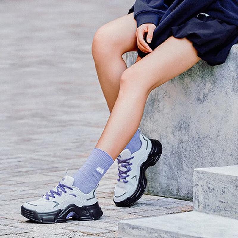 Anta Women s Rabbit Low-Top Casual Sneakers 38