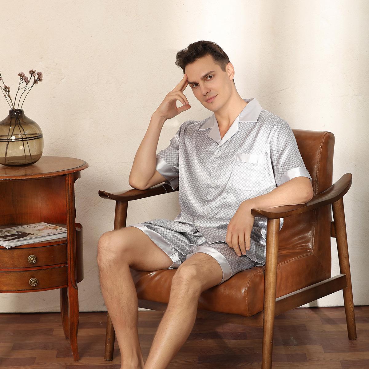

Men s European Summer Silk Pajama Set - Printed Short Sleeves & Shorts S серебряный серый