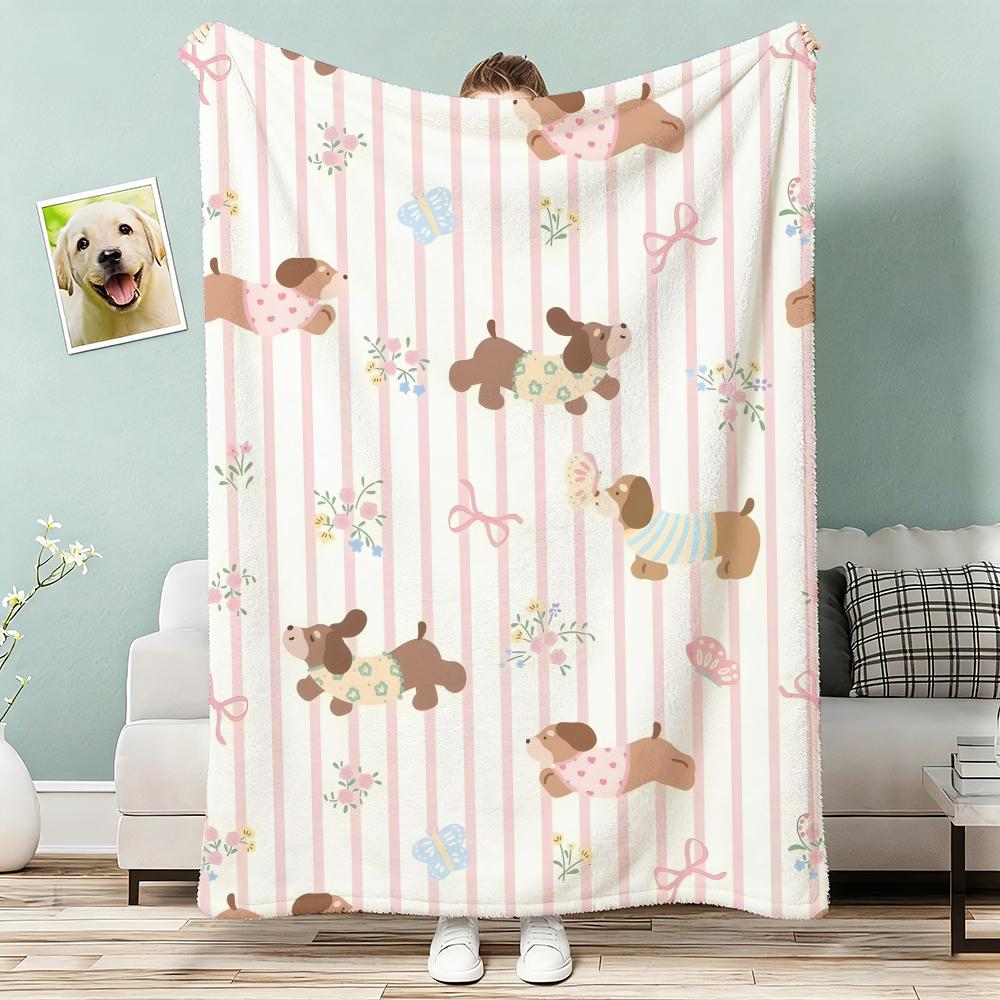 Cute Dachshund Throw Lightweight 240G Flannel Blanket Soft Skin-Friendly For Summer Cooling