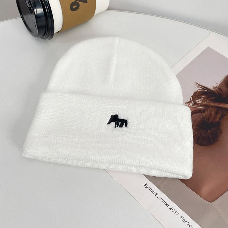 Embroidered butterfly knitted hat women's warm cold hat big head circumference ear protection pullover hat versatile bag head wool hat