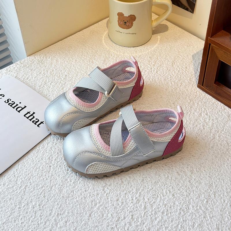 

Немецкие тренировочные туфли в балетном стиле для девочек, Новые весенне-летние кроссовки Мэри Джейн для девочек, Детские сандалии-туфли принцессы с мелкой подошвой 23 серебряный
