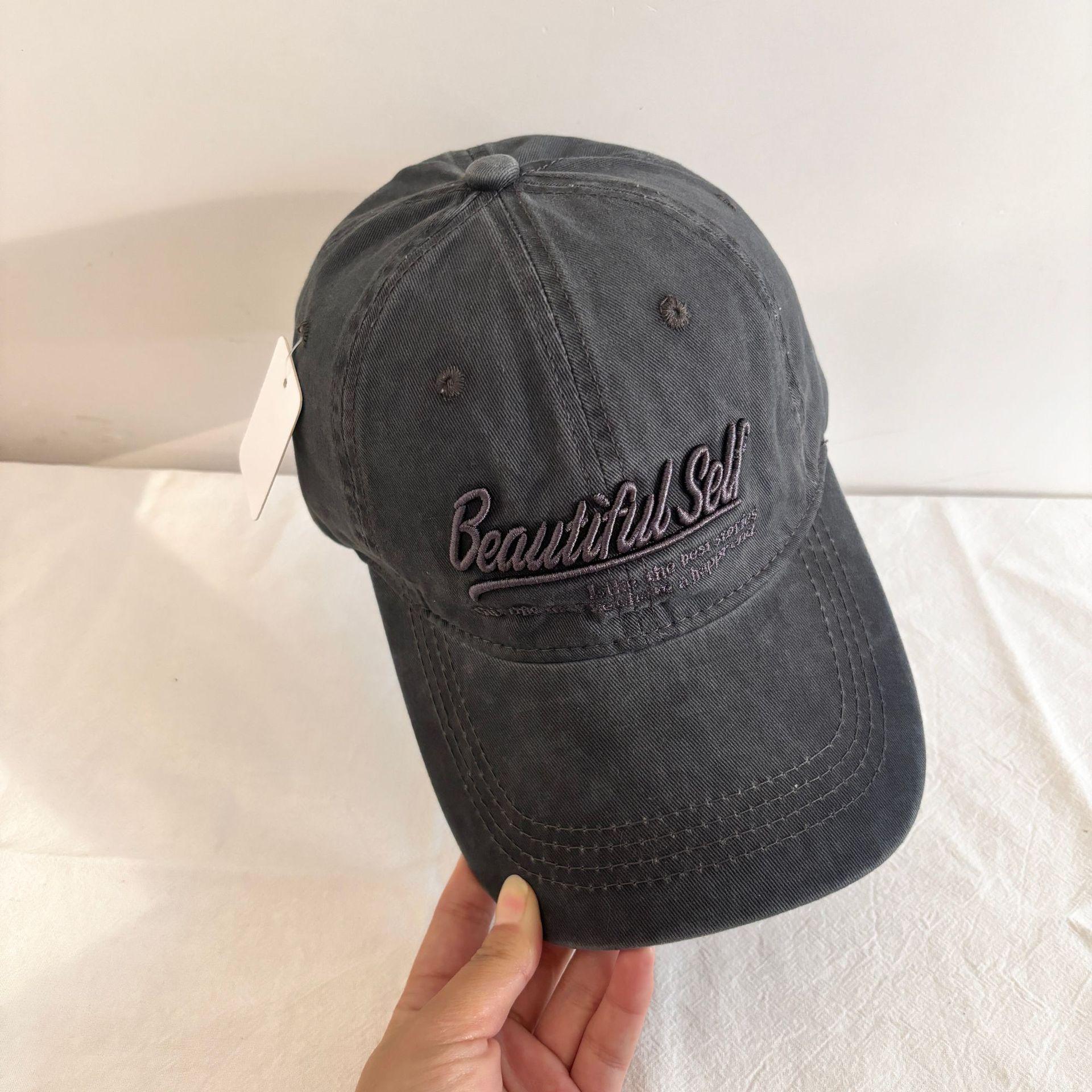 

Простая повседневная бейсболка для путешествий с объемной вышивкой, весна и осень, новая кепка из стираного хлопка с мягким верхом для мужчин и женщин M（56-58cm） серый