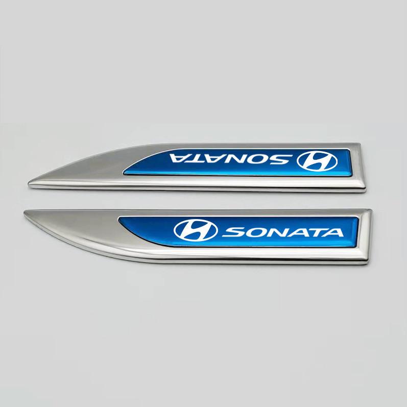Hyundai Reina Metal Bright Side Fender Decal – Custom Car Logo Decoration
