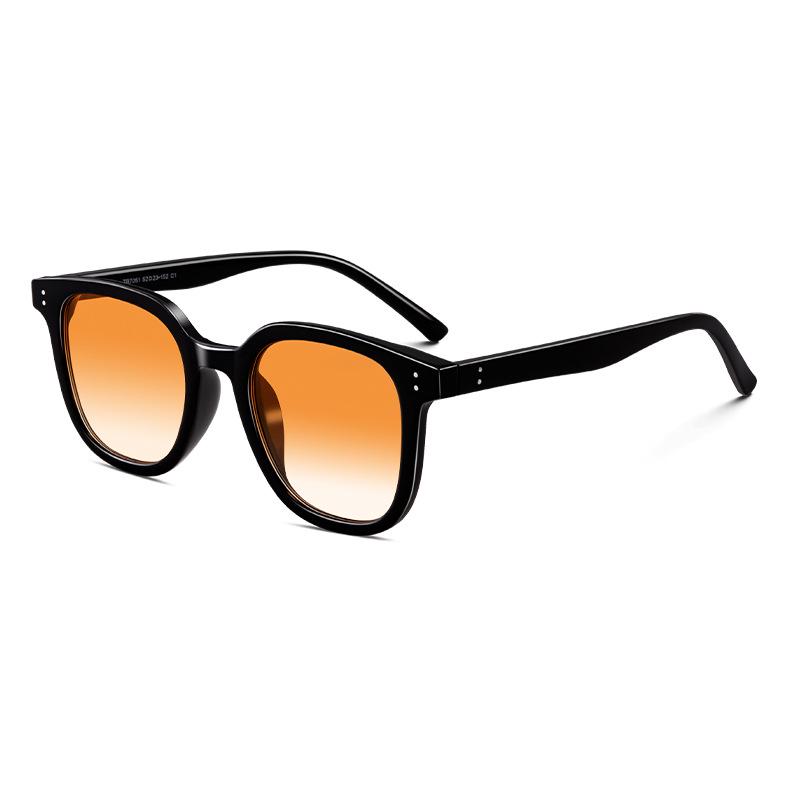 

2022 Black TR90 Square Frame Women s Tea-Colored Sunglasses Black Frame Sunset Red Lens