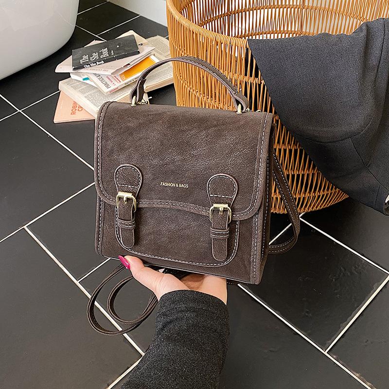 Schoolbag High-end Niche Design Travel Bag Backpack 1011 New Bag Fashion Schoolbag College Student Commuter Backpack
