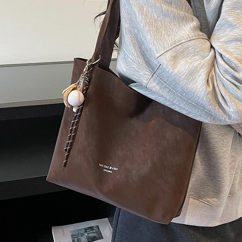 Handbag for Convenient Commuting To Work. High-end and Fashionable Handbag for Storage. Fabric Bag.