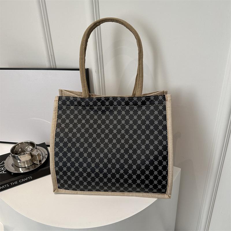 

Красивая сумка через плечо в стиле ретро, однотонная, новогодняя, модного дизайна, повседневная, с текстурой подмышки, сумка через плечо