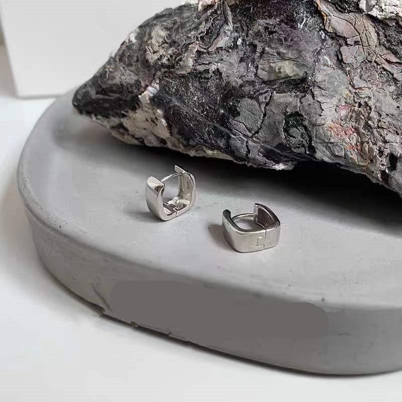 Beixi Sterling Silver Geometric Small Ear Cuff Earrings