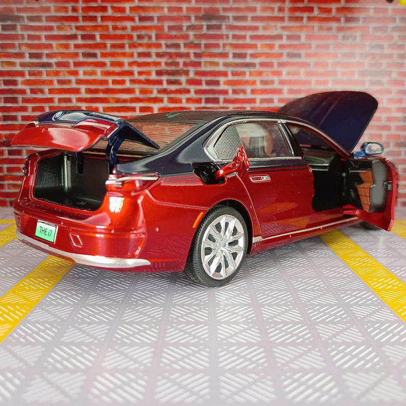 Caipo I7 G70 Exquisite Edition Alloy Sedan Model with Sound & Light - Children's Toy Car