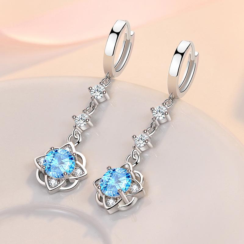 925 Sterling Silver Claws Stud Earrings with Crystal AAA CZ Stone Modern Design Fashion Versatile Accessories Women Jewelry