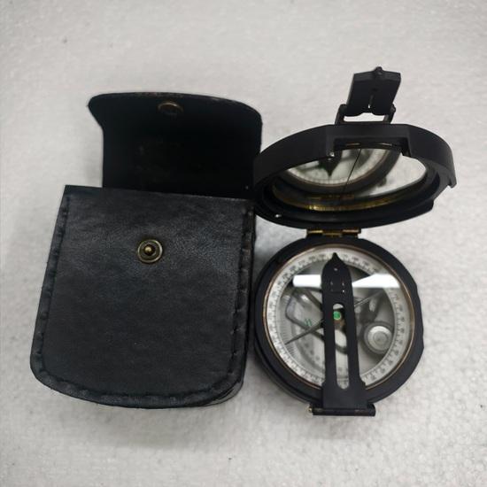 Classic Brunton Survey Compass with Leather Cover Metal Navigation Instrument Scientific Wedding Anniversary Birthday Christmas Fathers Mothers Gift