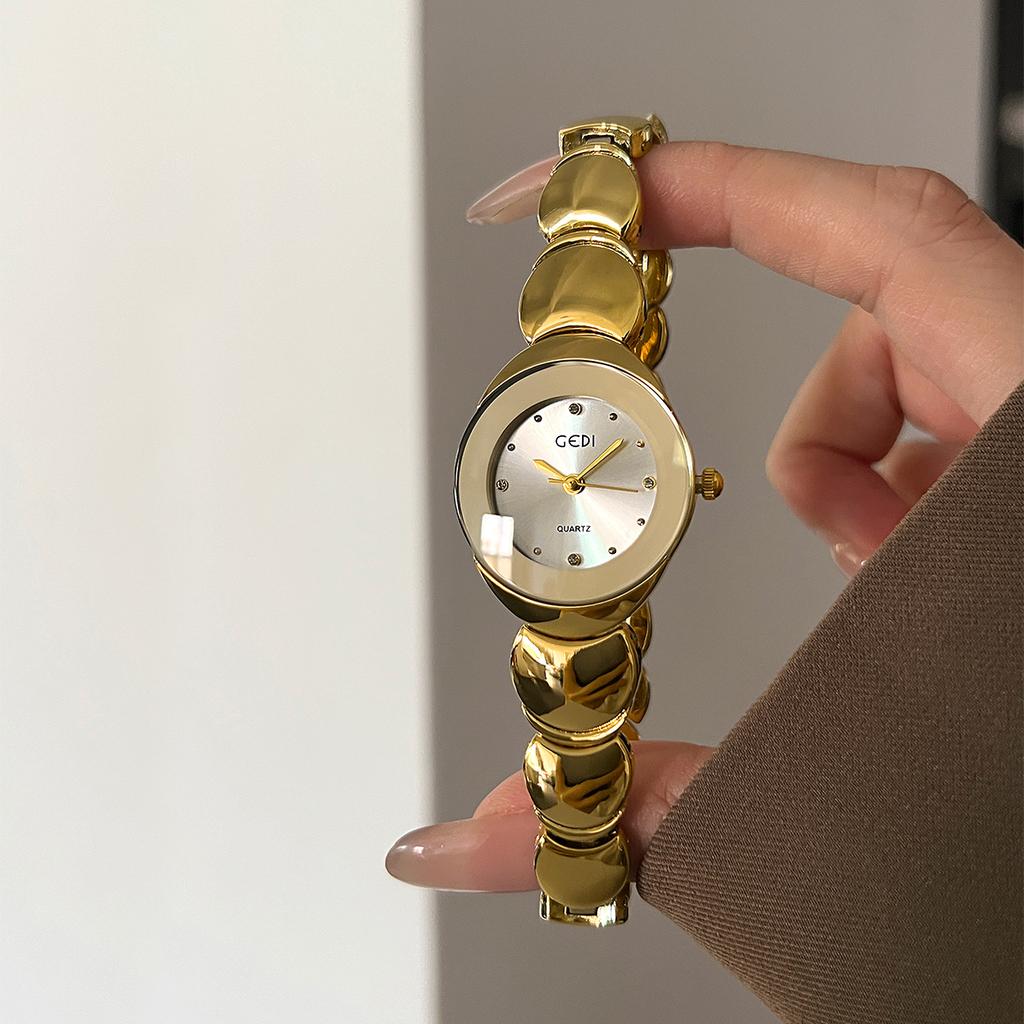 Watch Women'S Light Luxury Bracelet Watch Premium Sense Niche Personality Design Wind Commuter Versatile Quartz Watch