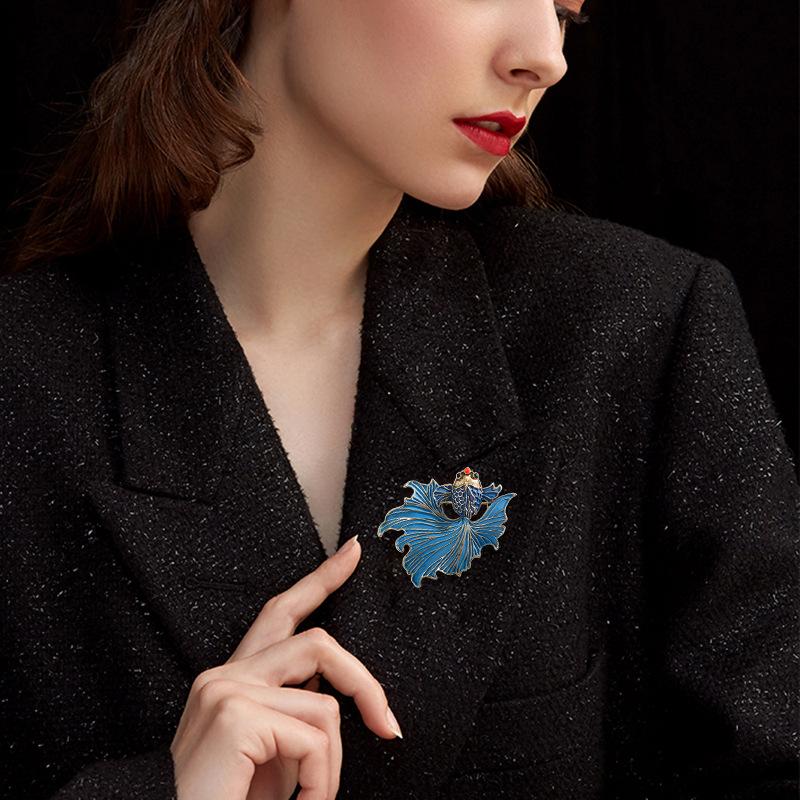 Oil Dripping Green Roasted Blue Goldfish Retro High-end Accessory Brooch