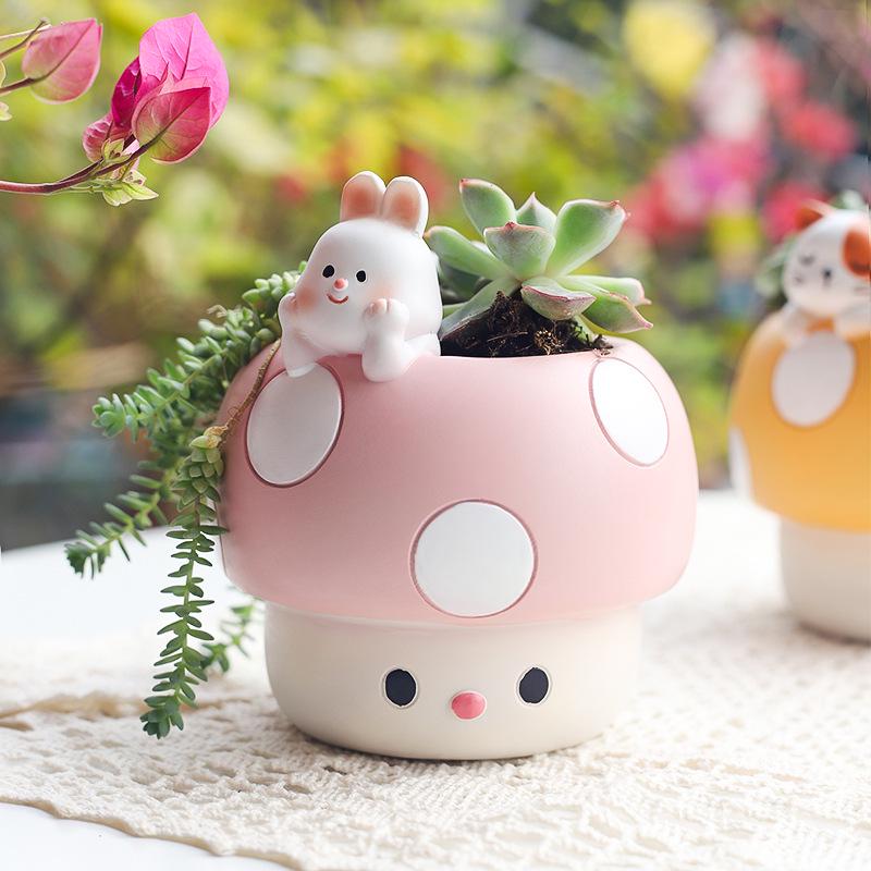 Creative Cartoon Mushroom Resin Flower Pot - Fun Desktop Garden Planter