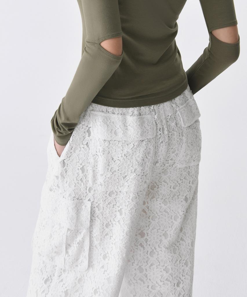 MUSINSA STANDARD WOMAN Women'S Floral Lace Wide Cargo Elastic Pants [Ivory]