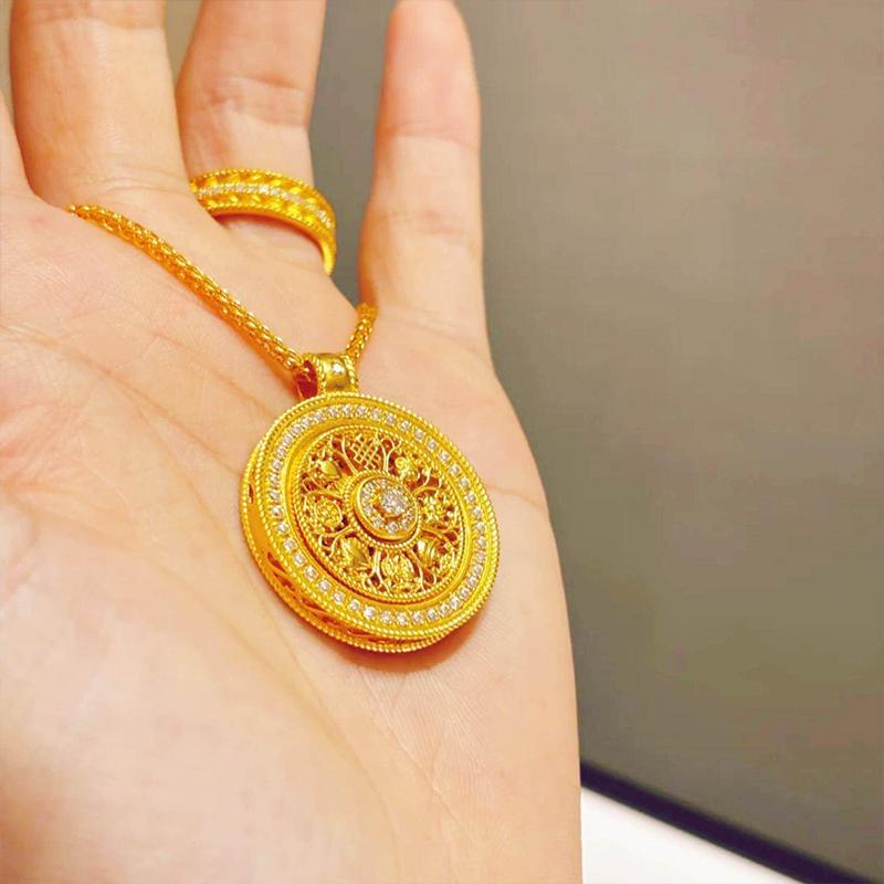 Vintage Ruyi Rotatable Pendant Good Fortune Necklace Women Fashion Versatile Round Pendant Necklace Jewelry Gifts