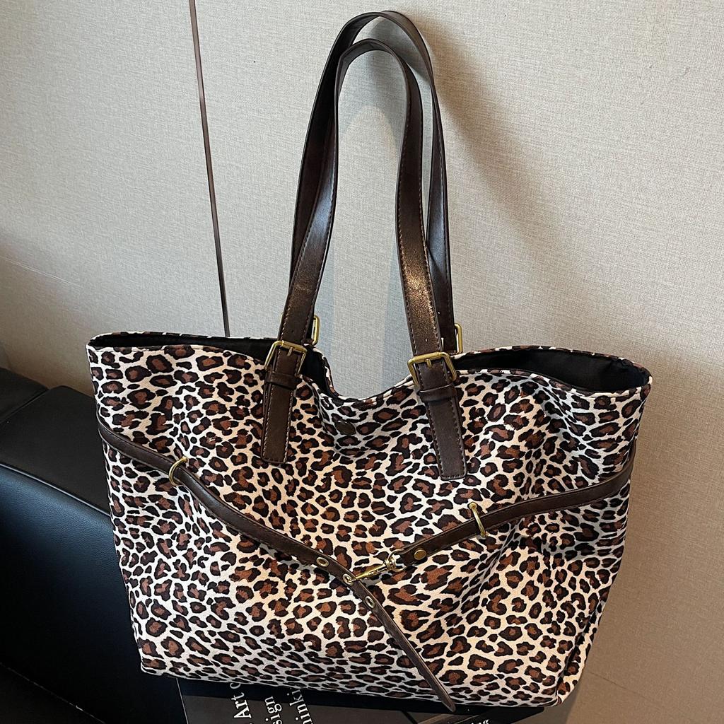 Korean Leopard Print Tray Extra Large Bag Women's 2025 New Fashion Retro Shopping Bag Large Capacity Casual Shoulder Bag Tide