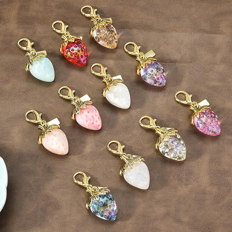 Strawberry Keychain Transparent Keyring Stylish Pendant Keychains Exquisite Backpack Decoration Accessories Gifts