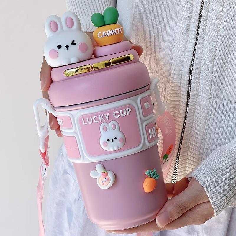 

Cute Rabbit Bear Thermos Double Drinking Straw Tumbler Water Bottles For Boys and Girls Portable Children s Drinking Water Cup 550ml рожевий