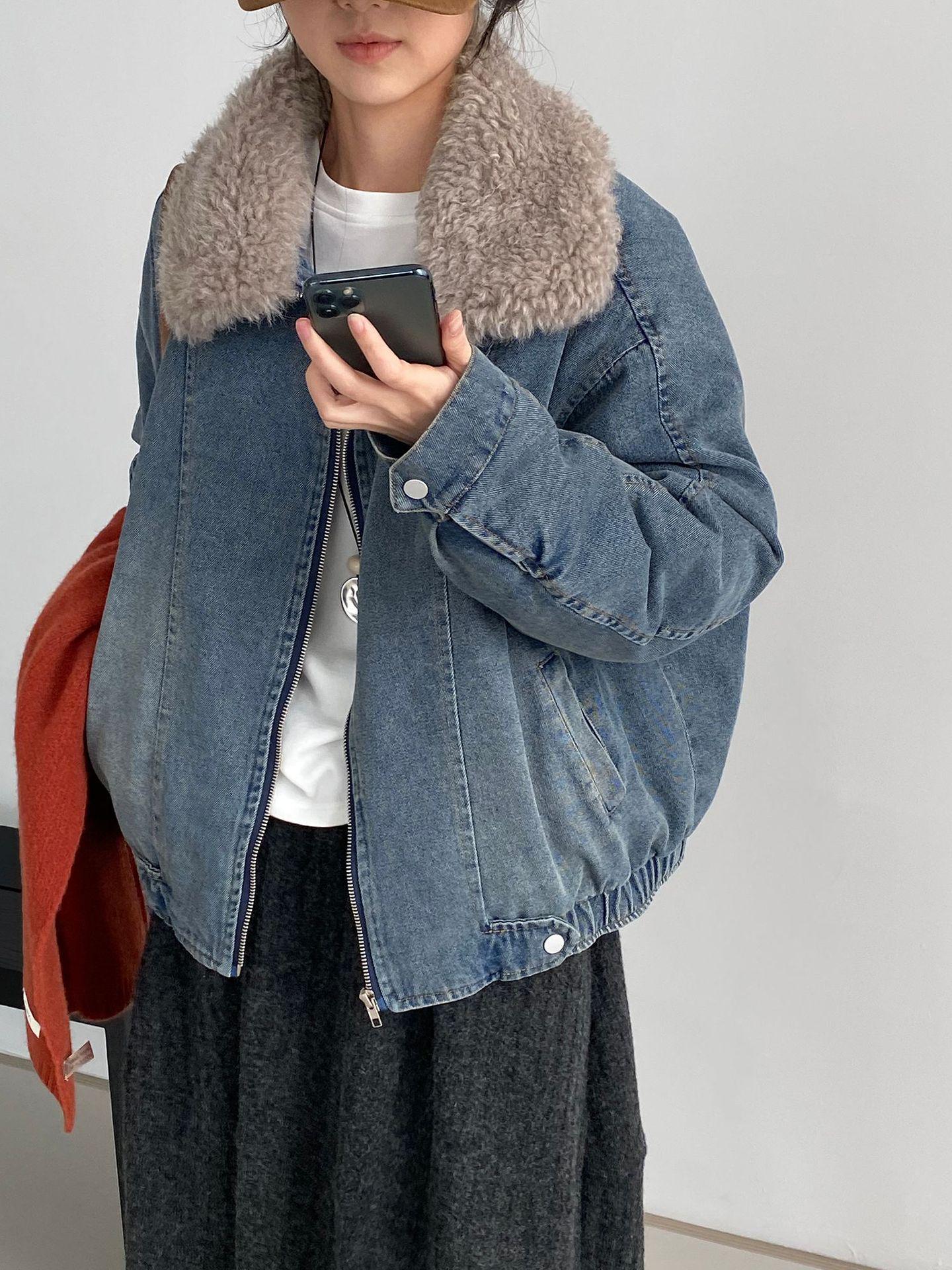 Women s Detachable Fur Collar Retro Denim Jacket 6186 - Short, Warm, Versatile Top One Size