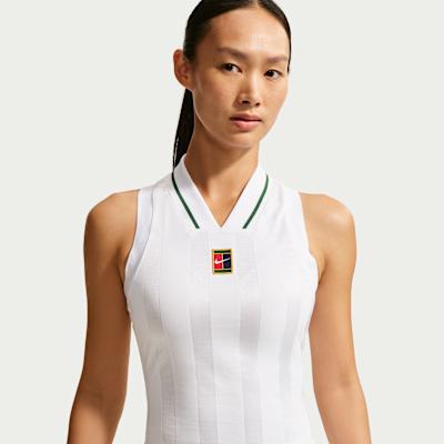 Nike Tank Tops Women s White V Neck Moderate Other XS