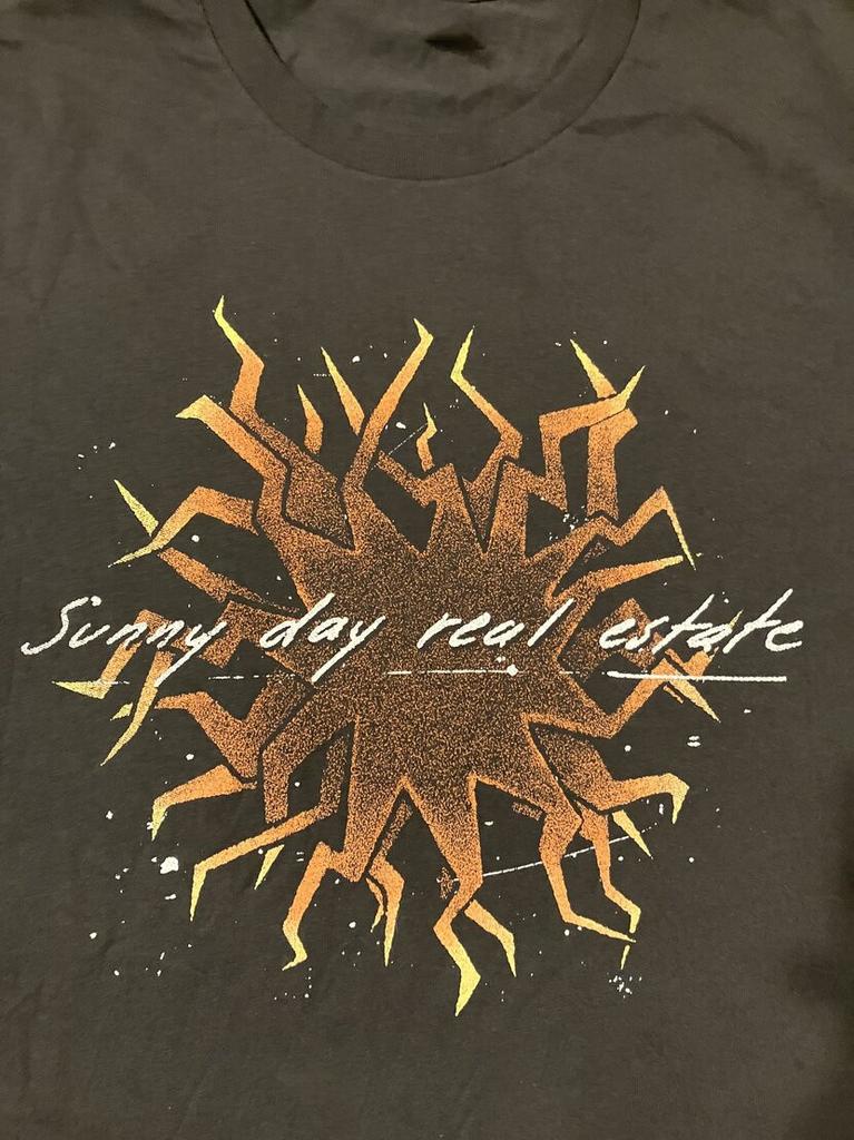Sunny Day Real Estate Wie es sich anfühlt, etwas zu sein Auf T-Shirt Volle Größe SXL