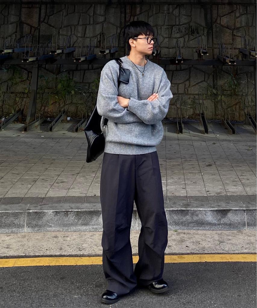 Mubeun Soft Wool Blend Crew Neck Sweatknit Gray