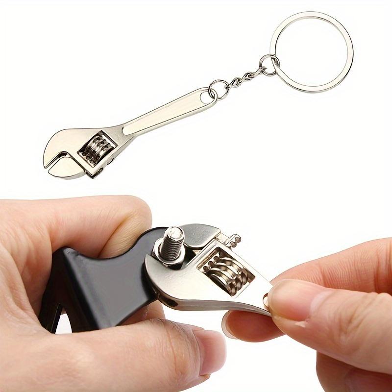 1pc Men's Mini Wrench Keychain, Portable Metal Adjustable Universal Spanner For Bicycle, Motorcycle & Car Repairing