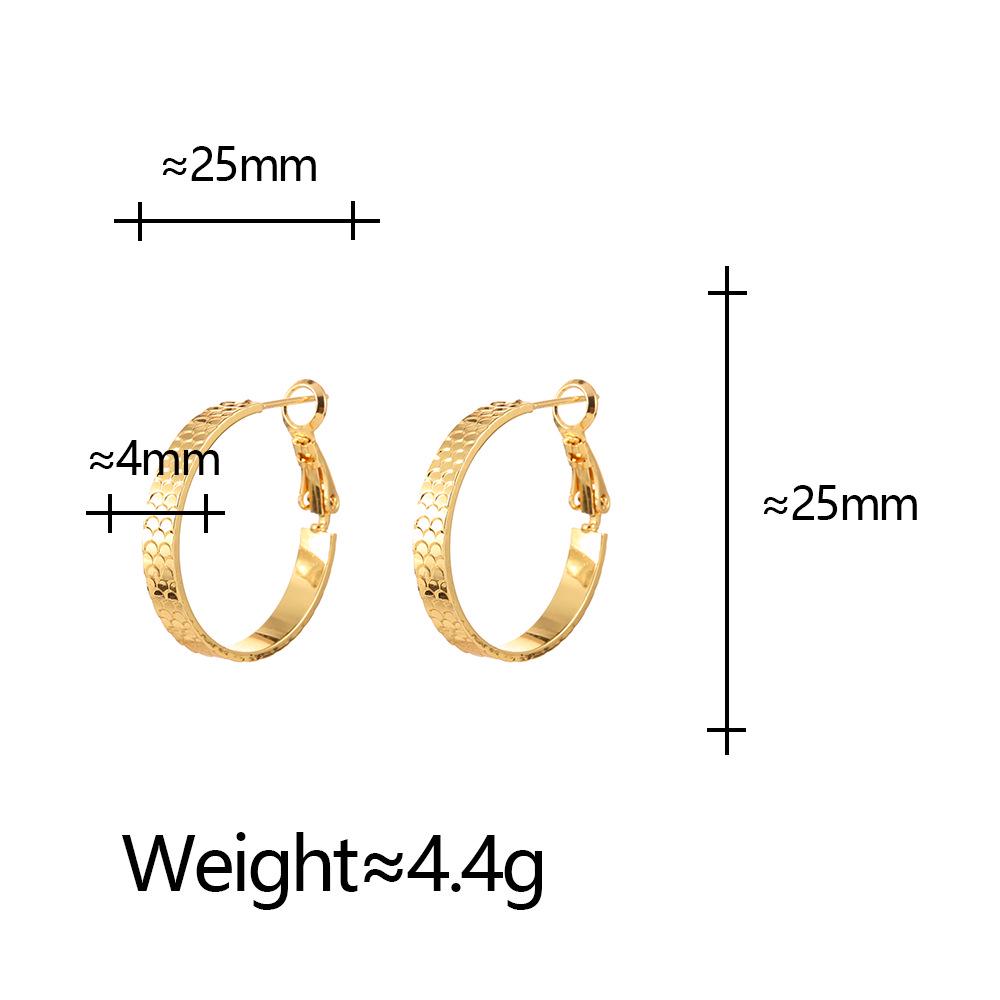 European & American Luxury Textured Earrings: Elegant, Versatile, Unique Design for Women