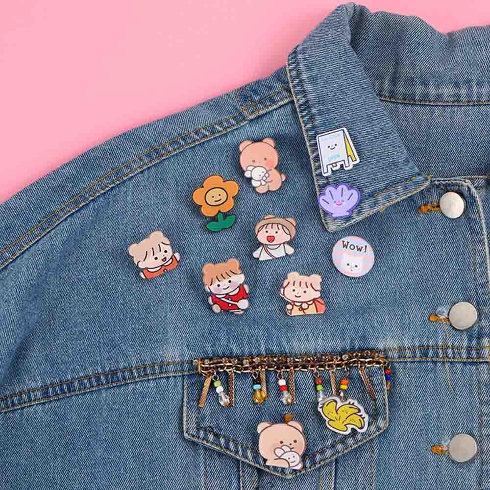 

Girls Japanese Acrylic Creative Flower Small Brooch Pin Bag Accessories Women Jewelry Badge