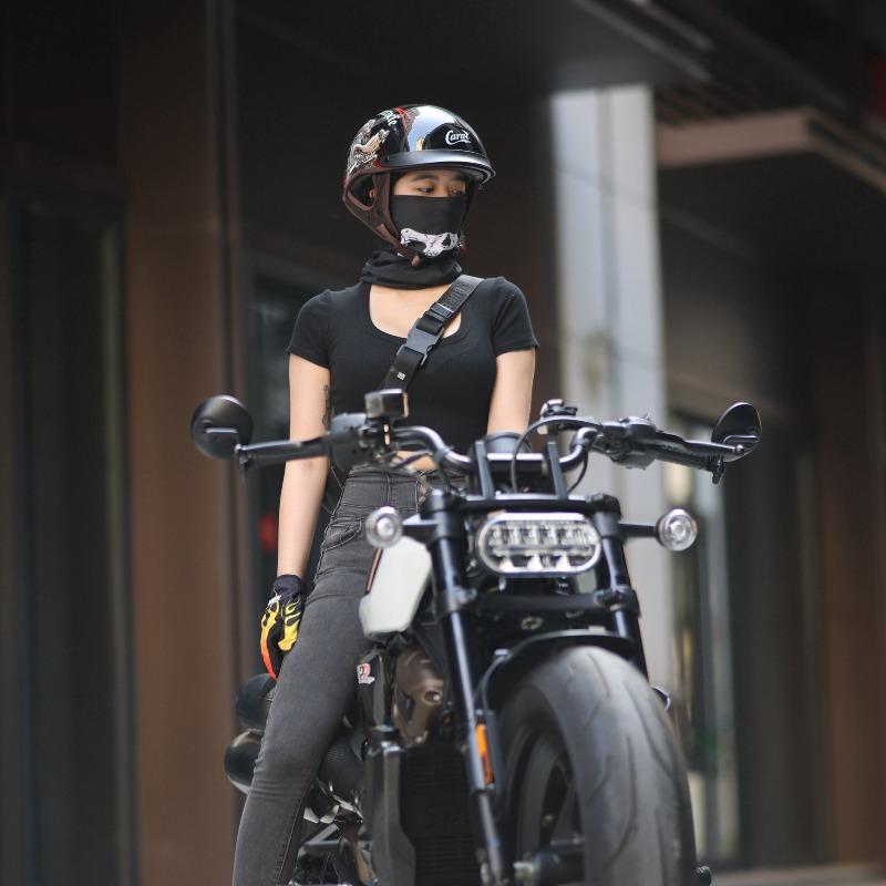 Helmet Men's Motorcycle Pedal Half Helmet Four Seasons Universal Lenses Transparent Women's Helmet Electric Vehicle Riding
