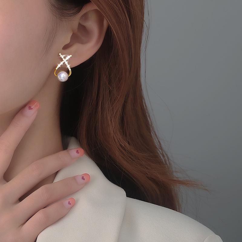 Fashion Pearl Jewelry Stud Earrings For Women Gold Color Cz Boucle D 'Oreille Femme Bijoux Christmas Gifts Ue0789