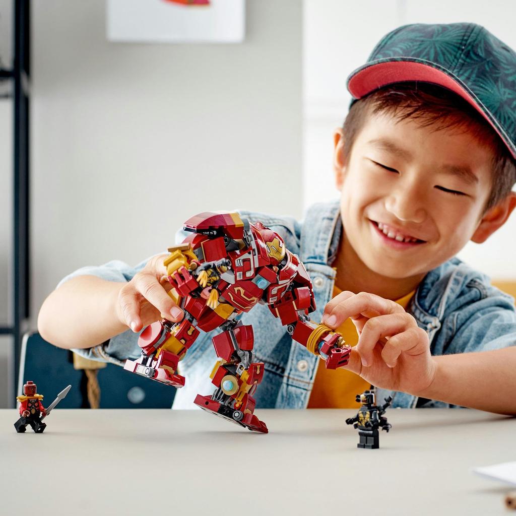 LEGO Super Heroes Hulkbuster: Battle of Wakanda Toy - Gift for Birthday, Christmas, Boys, Girls, Children Ages 8, 9, 10, Elementary School Students -