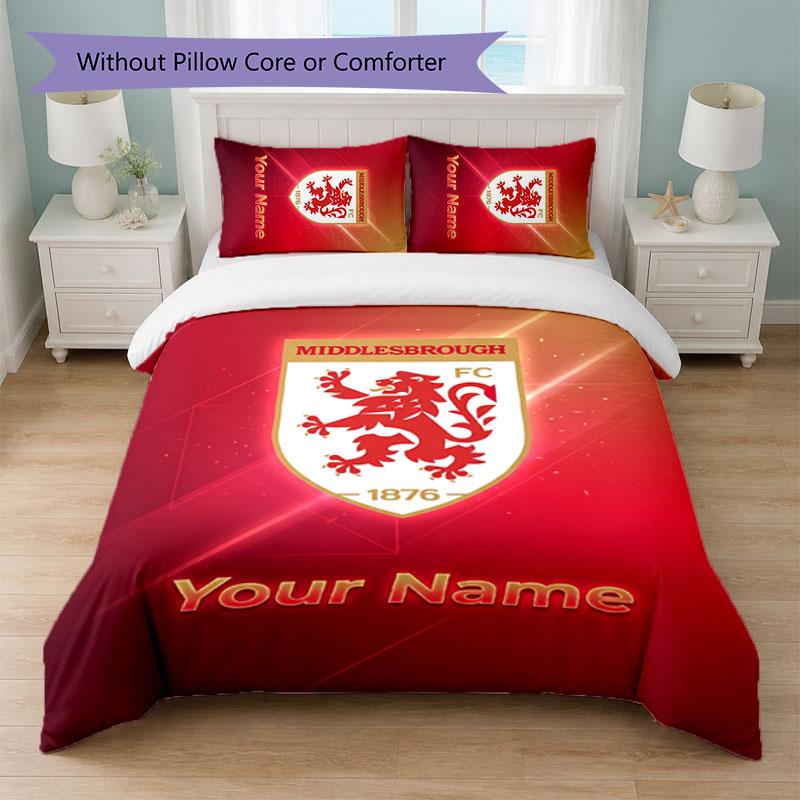 Set Biancheria da Letto Personalizzato Middlesbrough FC con Nome Testo 1 Copripiumino + 2 Federe Logo Calcio Regalo Personalizzato per Occasioni Speciali Decorazione Camera da Letto